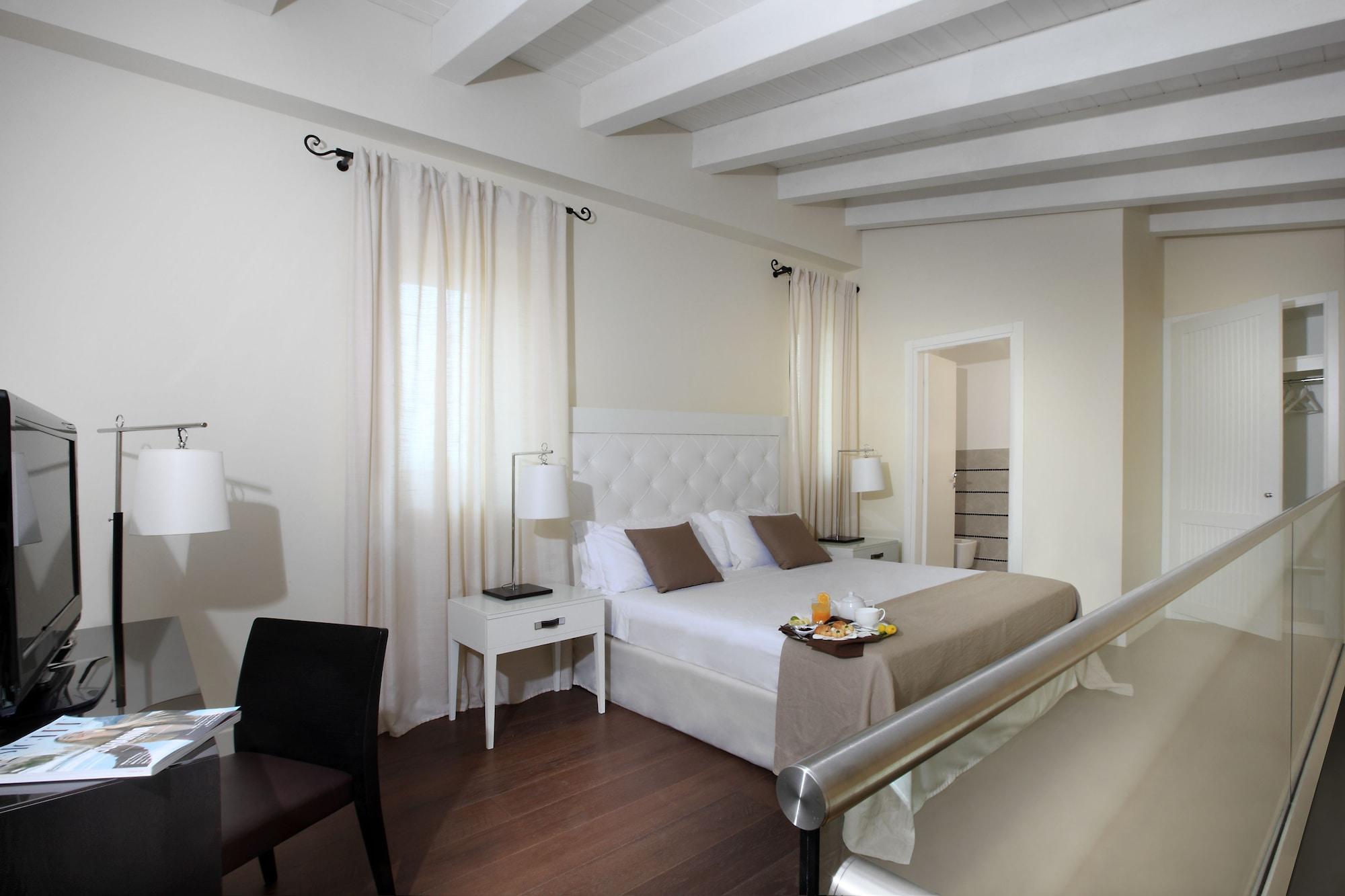 Hotel Borgo Di Luce I Monasteri Golf & 5*